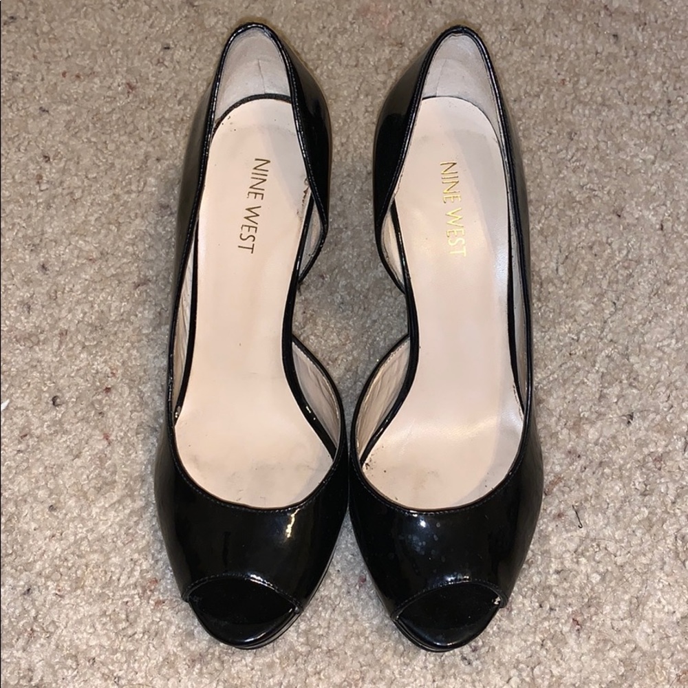 NINE WEST Black Pumps